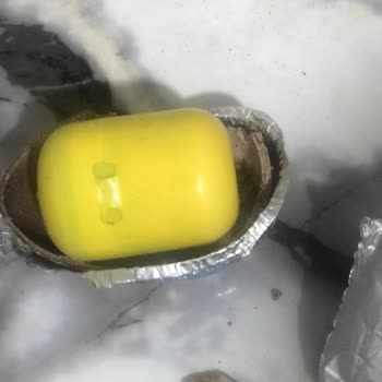 Tarihi Geçmemiş Ozmo Yumurta Kafalar Çikolatada Küf Ve Renk Değişimi Mağduriyeti