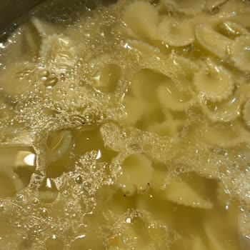 Makarnada Kurt Çıkması Ve Yetersiz Müşteri Hizmeti: Sağlığımız Tehlikede