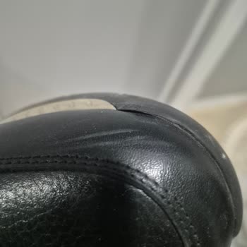 FLO'dan Aldığım Ayakkabıda Kısa Sürede Açılma Ve Güven Sorunu