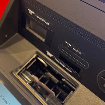 ATM'de Sıkışan Para Nedeniyle TOKİ Başvurusunu Kaçırma Riski Ve Bilgi Eksikliği