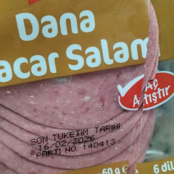 Yeni Açılan Salamda Küf Şoku: Emin Ve BİM'den Acil Çözüm Bekliyorum