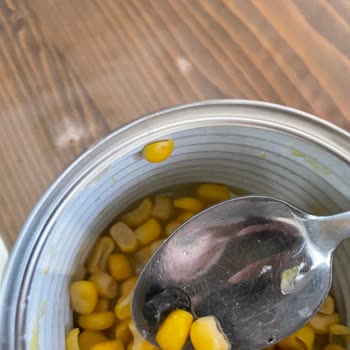 Tukaş Konserve Mısırda Kötü Koku Ve Küfe Benzer Maddeyle Karşılaştık