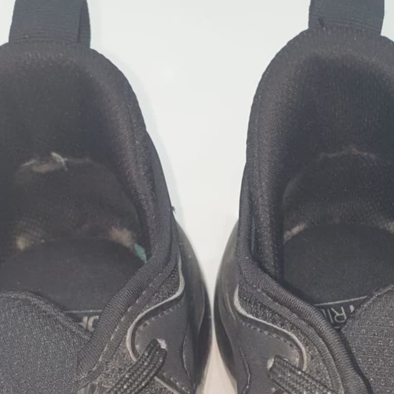 Kısa Sürede Yırtılan Puma Ayakkabı Ve FLO'dan Olumsuz Destek