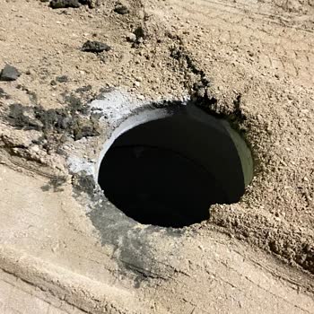 Karatay Belediyesi Kanalizasyon ve Okul İnşaatı Alanlarında Yetersiz Güvenlik Önlemleri