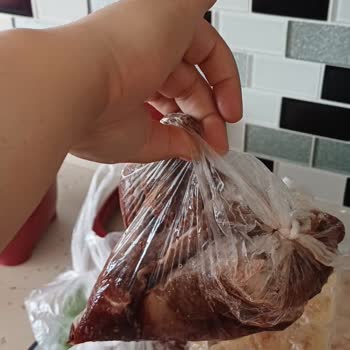 Beş Aylık Derin Dondurucuda Ciddi Buzlanma Ve Gıda Bozulması Sorunu