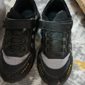 Bir Haftada Soyulan Ayakkabı Ve Değişim Talebim Yanıtsız Kaldı