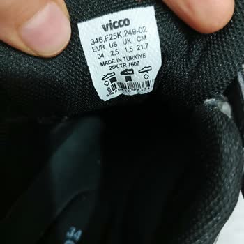 Bir Haftada Soyulan Ayakkabı Ve Değişim Talebim Yanıtsız Kaldı