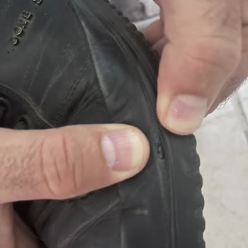 Kısa Sürede Açılan Ayakkabıya Rağmen Değişim Talebim Reddedildi