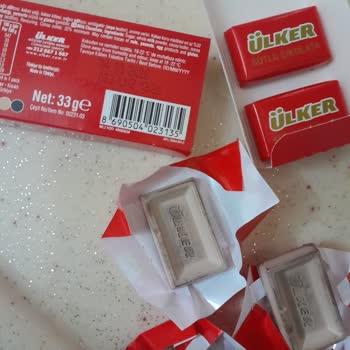 Ülker Sütlü Çikolata Napoliten Ürünlerinde Bozukluk Ve Kalite Sorunu