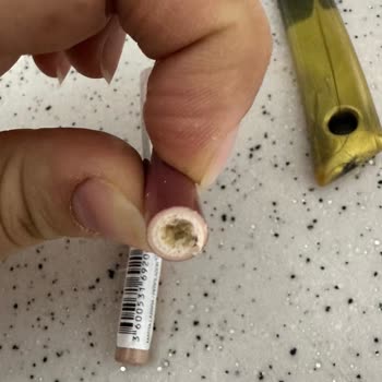 Maybelline Dudak Kalemi Tamamen Kullanılamaz Hale Geldi