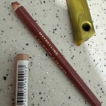 Maybelline Dudak Kalemi Tamamen Kullanılamaz Hale Geldi