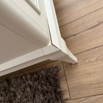 Kırık Baza Ayağı Nedeniyle 40 Gündür Mağduruz, Müşteri Hizmetlerinden Çözüm Alamıyoruz