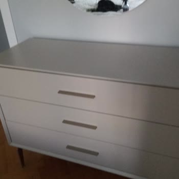 Ağır Mobilya Kokusu Nedeniyle Odamı Kullanamıyorum, Çözüm Sunulmuyor