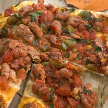 Pidem Restaurant’ta Pişmemiş Ve Şekli Bozuk Pide Nedeniyle Yaşanan Mağduriyet