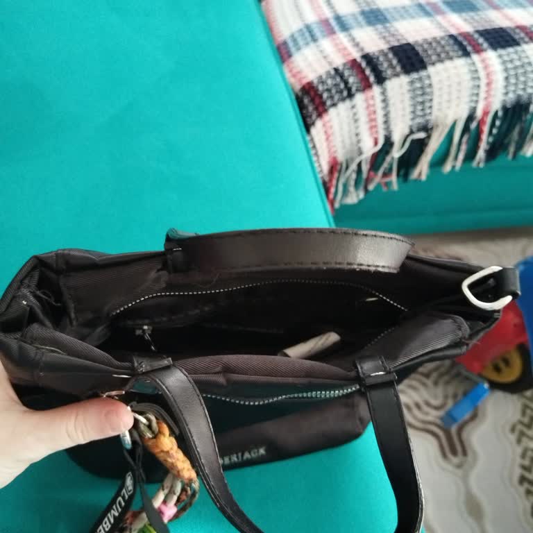 Küçük Çantamın Sapı Koptu, Değişim Talebim Reddedildi