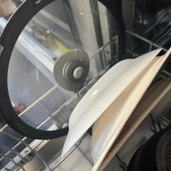 Siemens Bulaşık Makinesi Temiz Yıkamıyor, Servis Çözümsüz Kaldı