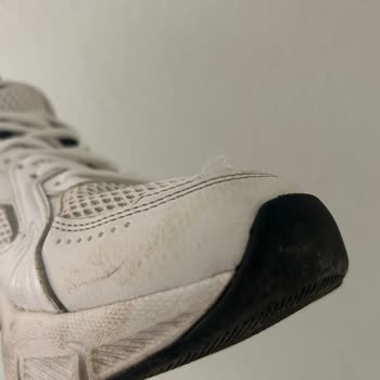 Reebok Sneaker Dikiş Açılması: Yetersiz İnceleme Ve Haksız Ret