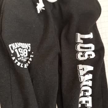 Satın Aldığım Eşofman Altı İlk Kullanımda Tiftiklenme Sorunu Yaşattı