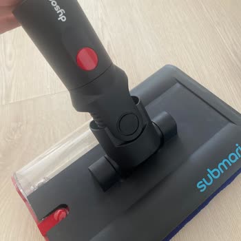 Yeni Alınan Dyson Süpürgede Boya Akması Ve Aksesuar Arızası