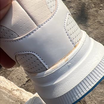 Kısa Sürede Sararan Ayakkabı İçin Değişim Talebim Reddedildi