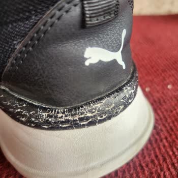 Yeni Alınan Puma Ayakkabıda Bir Haftada Renk Solması Ve Soyulma Sorunu