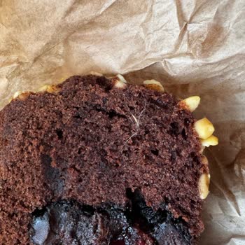 Satın Aldığım Kekin İçinden Böcek Benzeri Yabancı Cisim Çıkmasıyla Büyük Hayal Kırıklığı