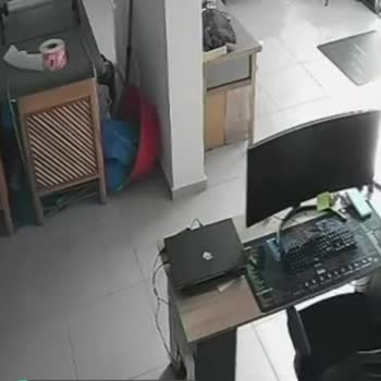 Seduna Efforce X4 - Koltuk Ortadan İkiye Ayrıldı, Ölümden Döndük!