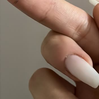 Hanife Yalçın Beauty İpek Kirpik Uygulaması Hayal Kırıklığı Ve Sağlık Sorunu Yarattı!