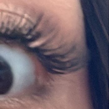 Hanife Yalçın Beauty İpek Kirpik Uygulaması Hayal Kırıklığı Ve Sağlık Sorunu Yarattı!