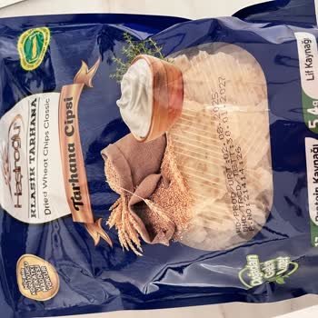 Tarhana Cipsinde Kurt Ve Sinek Şoku: Hijyen Endişesi