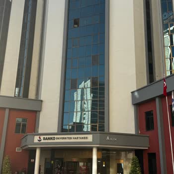 Kısa Süreli Ve Yetersiz Muayene Deneyimi