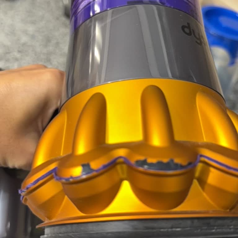 Dyson Submarine Süpürgemde Sürekli Güç Kesintisi Ve Yetersiz Müşteri Desteği