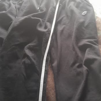 Aldığım Eşofmanlar Kısa Sürede Deforme Oldu, Çözüm Sunulmadı