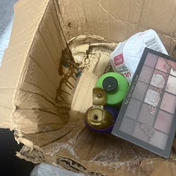 Watsons Siparişimde Hasarlı Ürünler Ve İade Sürecinde İletişimsizlik Yaşıyorum