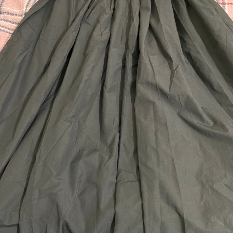 Melek Araz Satın Aldığım Eteğin Kumaşı Farklı Çıktı İade Talebim Reddedildi