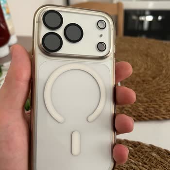 Kısa Sürede Sararan Kılıf Nedeniyle Hayal Kırıklığı Ve Değişim Talebi