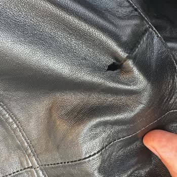 Yeni Alınan Montun Yırtığı Kullanıcı Hatası Sayıldı Ücretsiz Değişim Reddedildi
