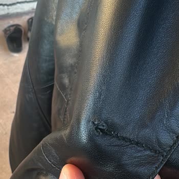 Yeni Alınan Montun Yırtığı Kullanıcı Hatası Sayıldı Ücretsiz Değişim Reddedildi