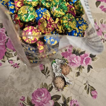 Aldığım Ülker Çikolataların İçinin Beyaz Çıkması