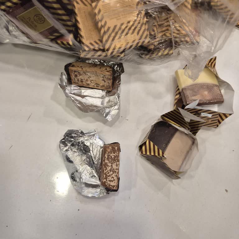 Elit Çikolata'da Bozulmuş Ürün Ve Lezzet Sorunu