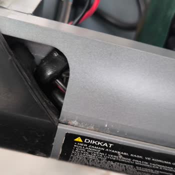 Suya Dayanıklı Denilen Scooter Yağmurda Bozuldu, Batarya Kapasitesi Eksik Çıktı