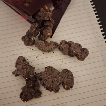 Tarihi Geçmemiş Çikolata Bayat Ve Acı Çıktı