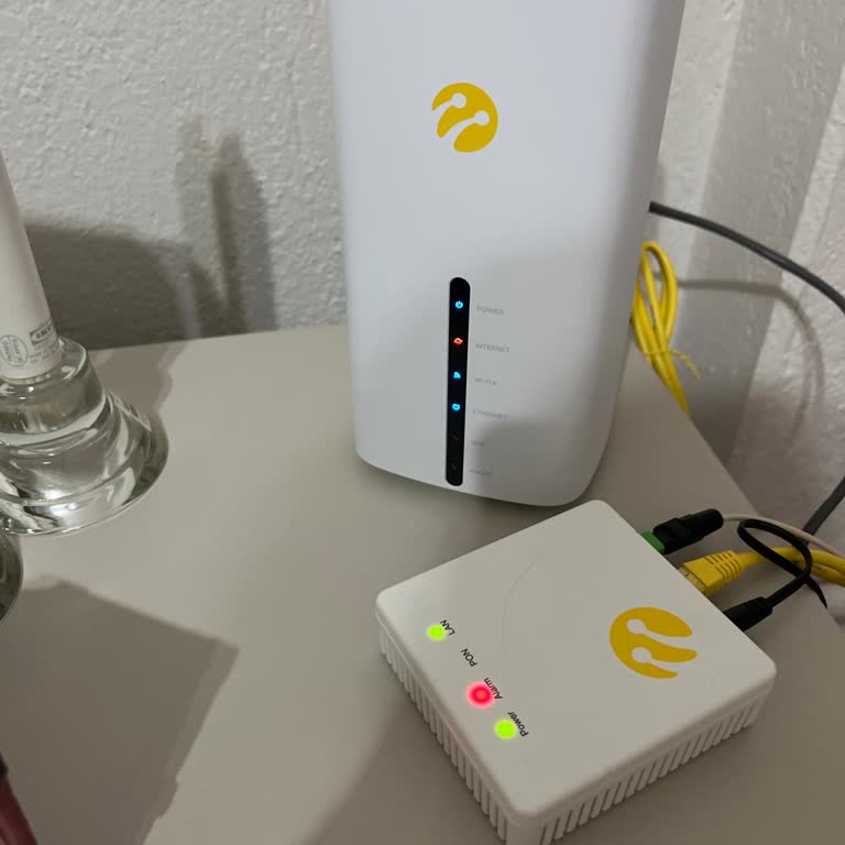 Bağlattığım İnternet Ve TV Hizmeti Bir Türlü Çalışmadı, Servis Gelmedi