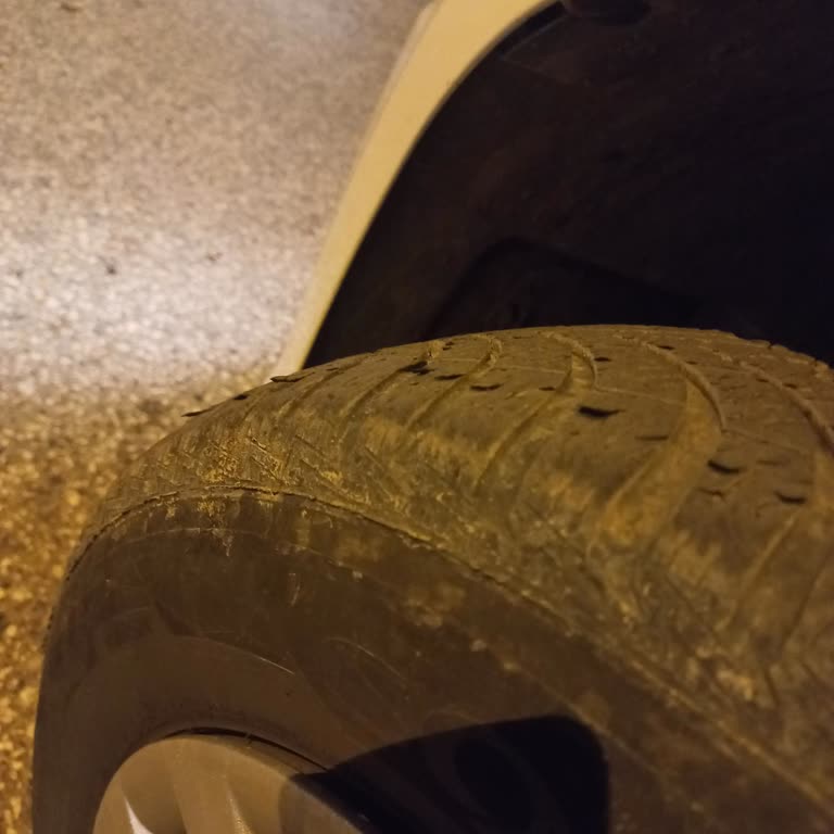 Kumho Lastiklerde Deformasyonlar Oluştu