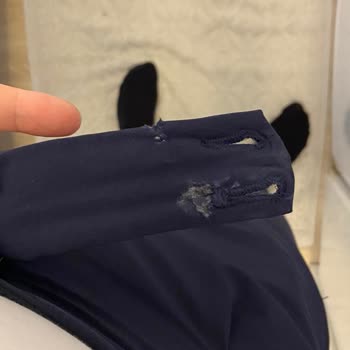 Kadir Büyükkaya Takım Elbise Ve Pantolonda Kısa Sürede Oluşan Yırtık Ve Deformasyon