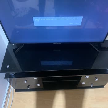 Onvo Smart TV’de Youtube Ve Netflix Uygulamaları Çalışmıyor, Destek Alamıyorum