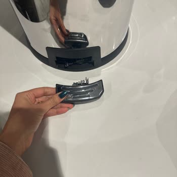 Porland Çöp Kovası Kısa Sürede Bozuldu, Değişim Talebim Reddedildi