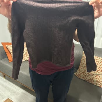 Yıkama Talimatına Uymama Rağmen Kazaklarda Çekme Ve Yetersiz Müşteri Hizmeti