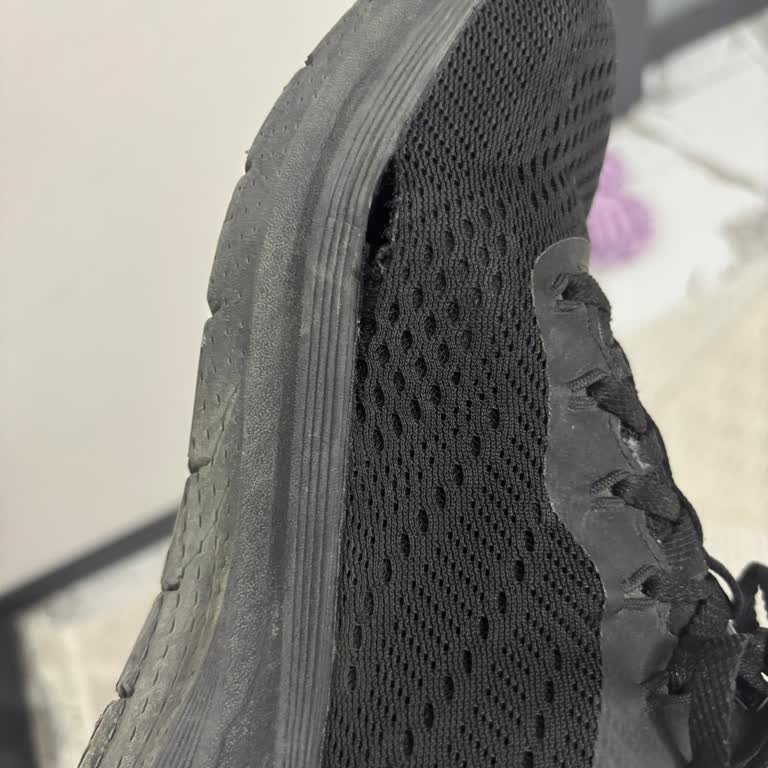 Kısa Sürede Patlayan Ayakkabıya Garanti Desteği Sağlanmadı