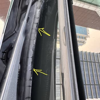 BMW F30 Ön Cam Lastiklerinde Kronik Çürüme